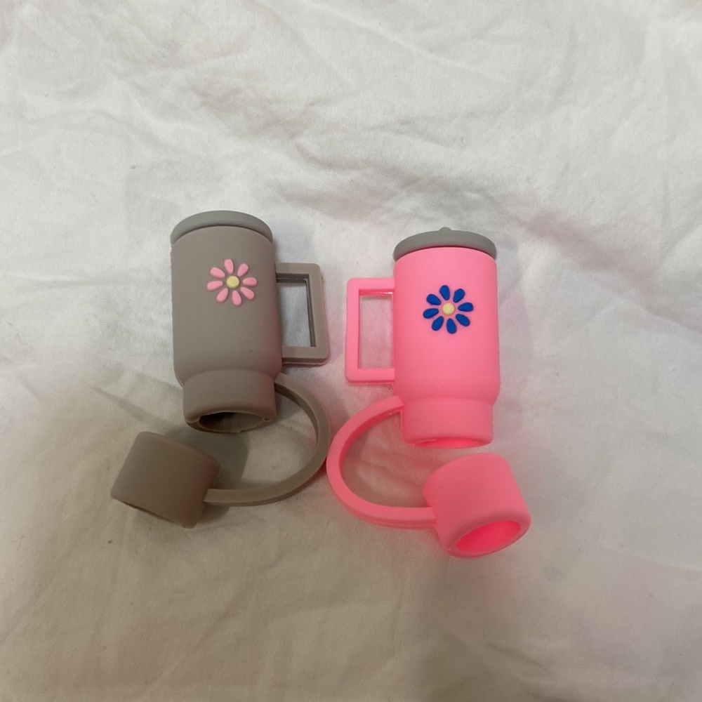SHEIN 2 silicone straw cover cap for Stanley Cup. Pink & gray straw toppers. - Picture 10 of 15